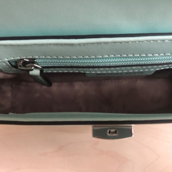 New Michael Kors Aqua Blue Woven Leather Convertible Crossbody & Shoulder Bag - Picture 8 of 9